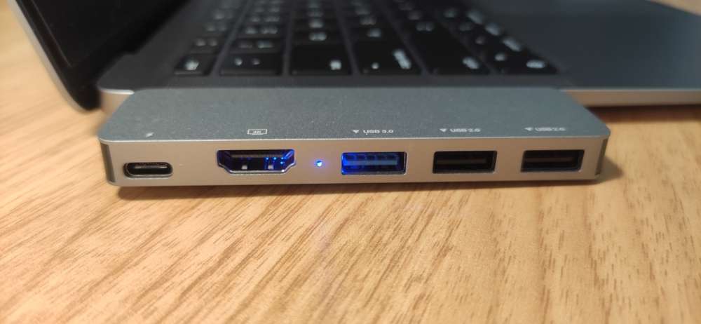 USB-C HUB 5-in-204